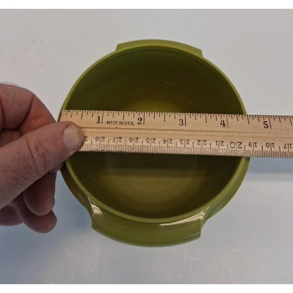 Vintage Tupperware 886-33 Avocado Green 16 oz Bowl Made in USA MCM 1970s Retro